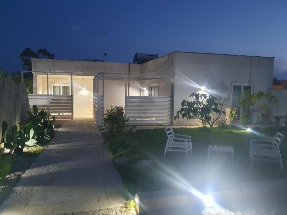 Sea Beach Home トッレ・ラピッロ エクステリア 写真